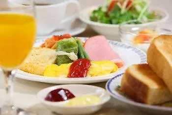 Apa Hotel Sapporo Odori Ekimae Nishi 3*,